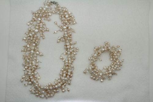 Freshwater Pearl Toursade Necklace and Bracelet Set
